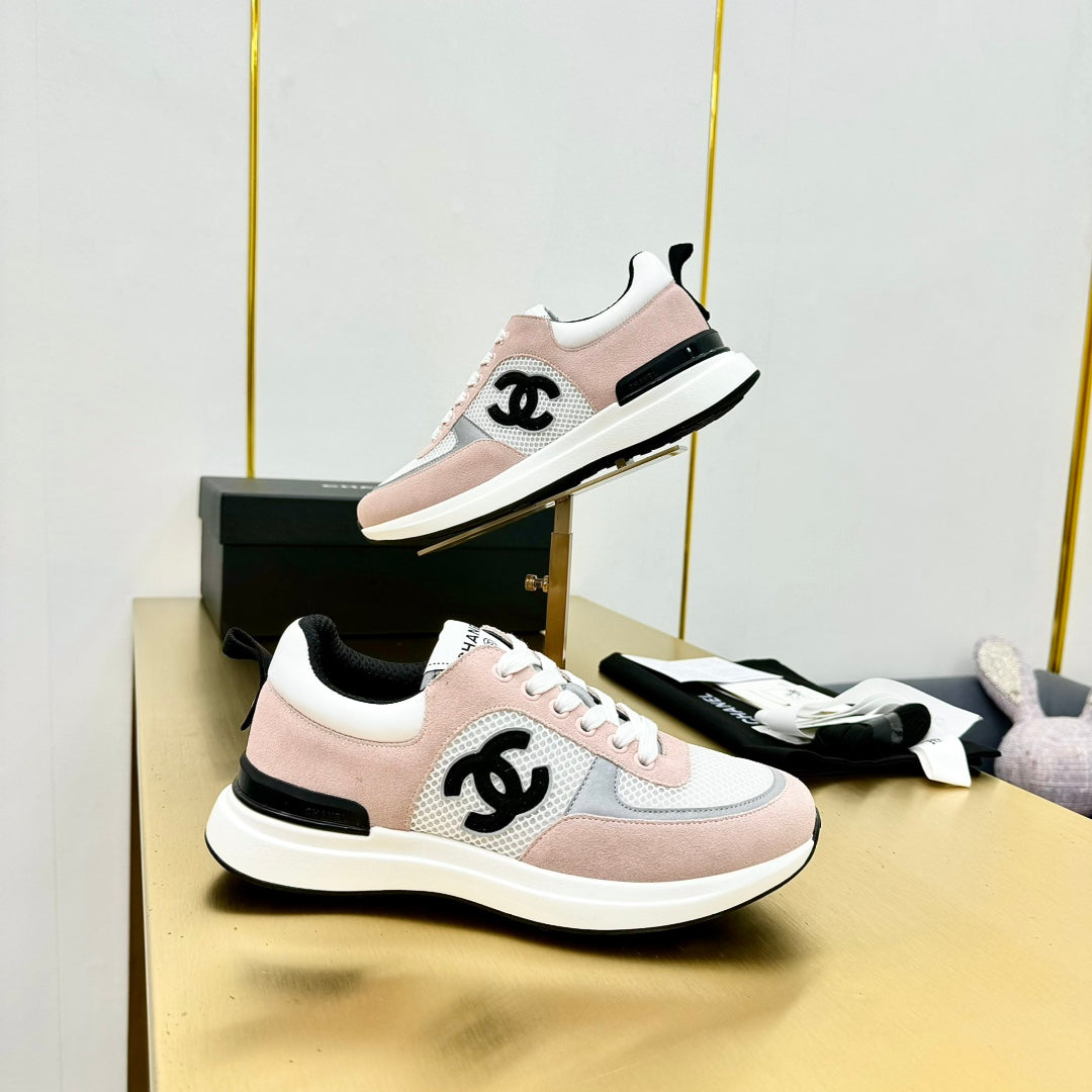 CLASSIC TRAINER IN LIGHT PINK MERCERIZED VELVET - 35