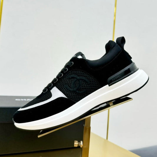 CLASSIC TRAINER IN BLACK MERCERIZED VELVET - 35