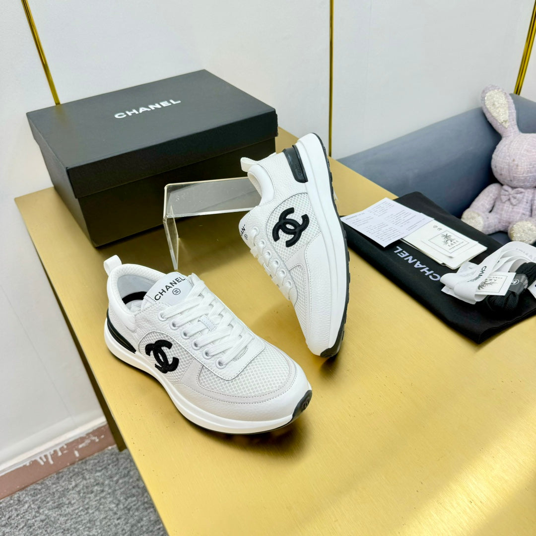 CLASSIC TRAINER IN WHITE MERCERIZED VELVET - 35