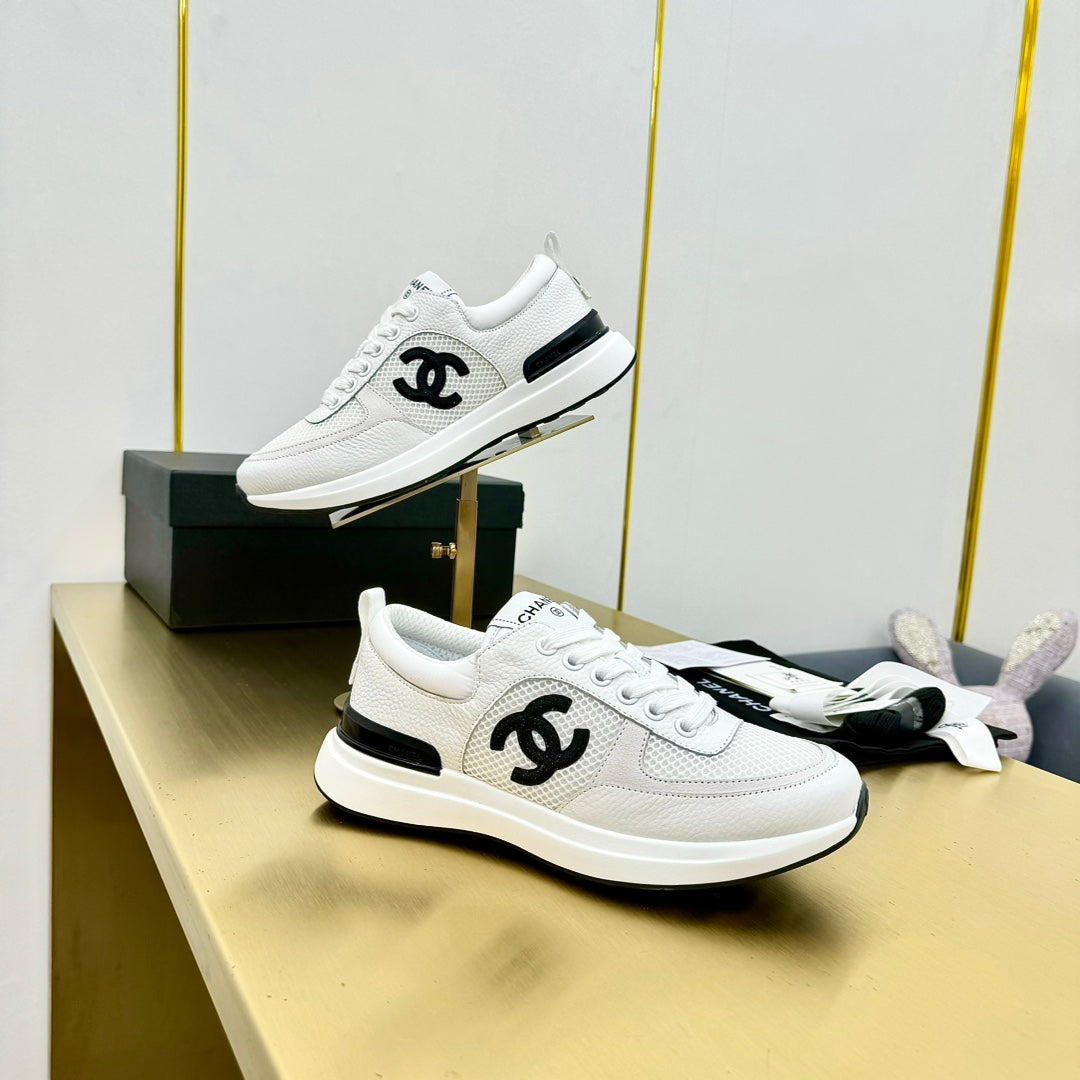 CLASSIC TRAINER IN WHITE MERCERIZED VELVET - 35