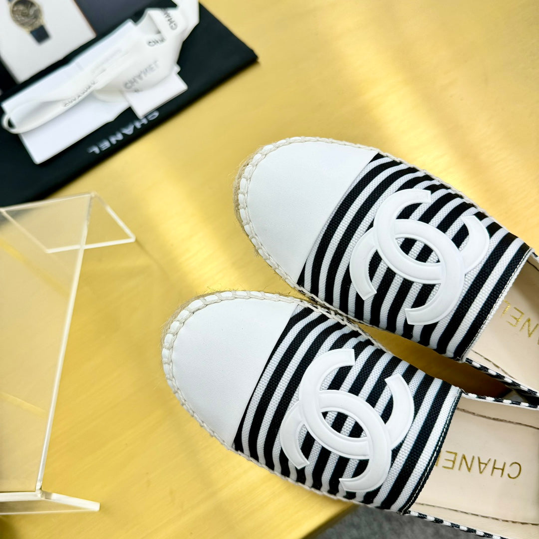 CC SLIP-ON 25S IN BLACK AND WHITE FABRIC WITH STRIPED PATTERN - 34