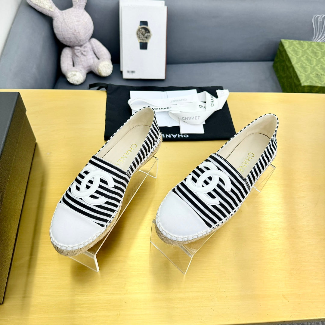 CC SLIP-ON 25S IN BLACK AND WHITE FABRIC WITH STRIPED PATTERN - 34