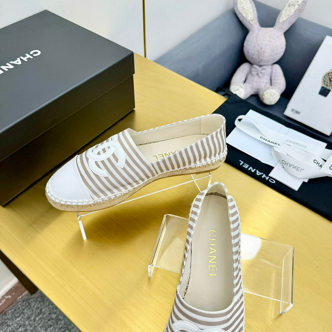 CC SLIP-ON 25S IN BEIGE AND WHITE FABRIC WITH STRIPED PATTERN - 34