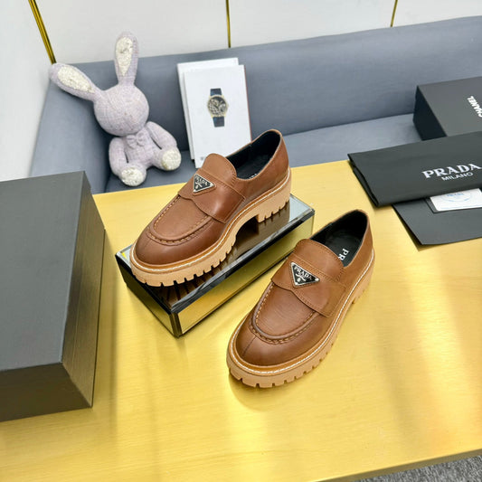 LOAFER WITH TRIANGLE LOGO IN COGNAC CALFSKIN - 35
