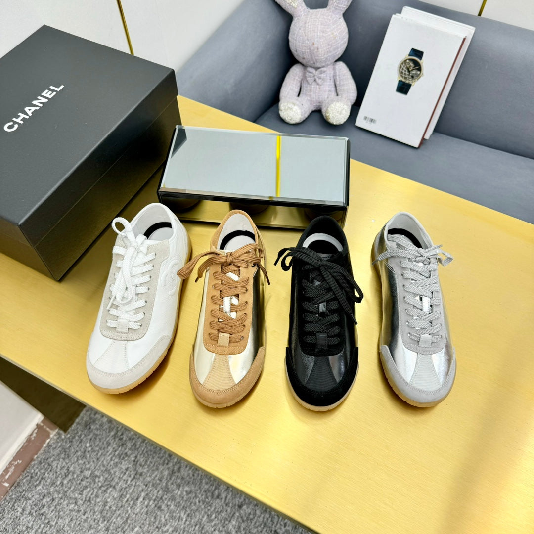 CC SNEAKER IN GOLD CALFSKIN AND SUEDE - 35