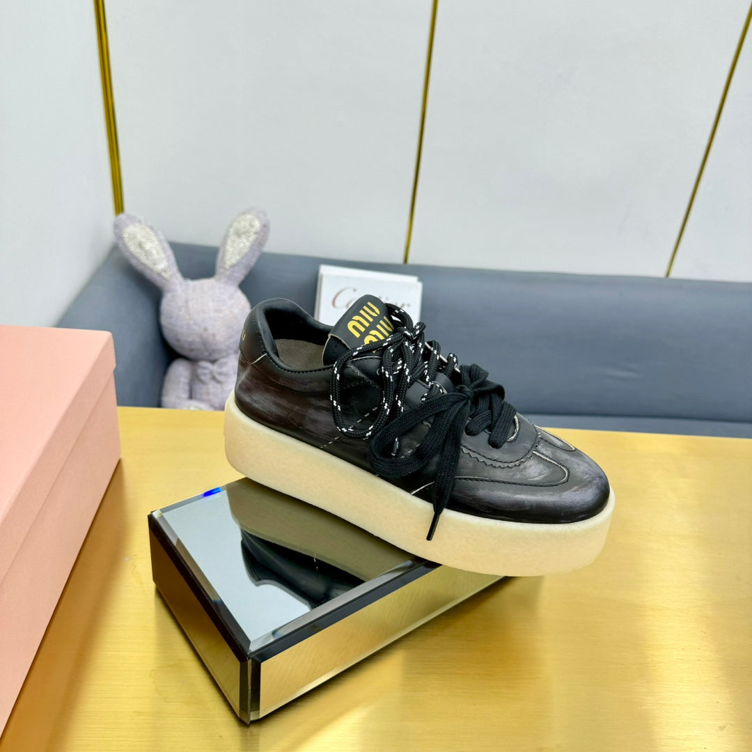 THICK-SOLED RETRO SNEAKERS IN BLACK DUST LAMBSKIN - 35