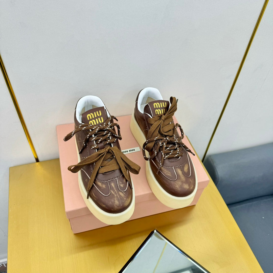 THICK-SOLED RETRO SNEAKERS IN BROWN SMOOTH LAMBSKIN - 35