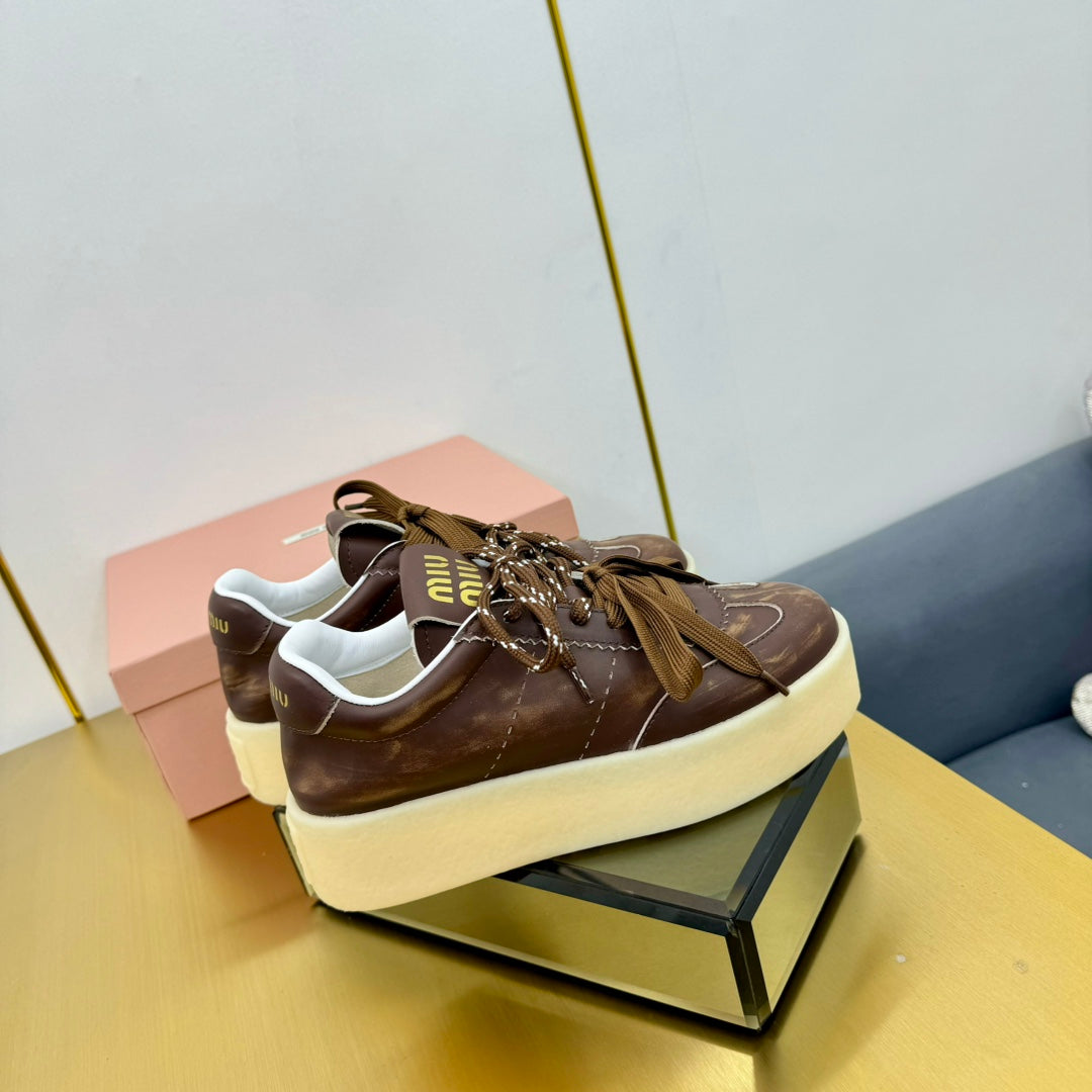THICK-SOLED RETRO SNEAKERS IN BROWN SMOOTH LAMBSKIN - 35
