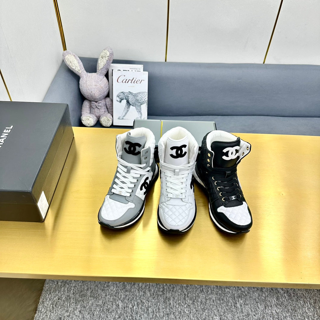 ATHLETIC SHOES IN BLACK CALFSKIN - 35