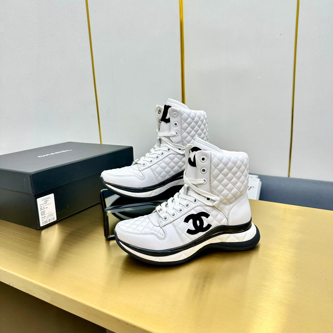 ATHLETIC SHOES IN WHITE CALFSKIN - 35