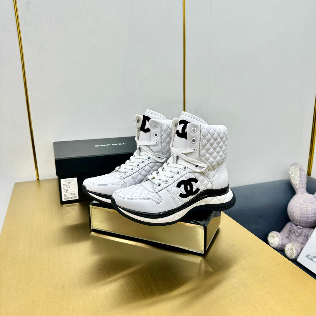 ATHLETIC SHOES IN WHITE CALFSKIN - 35