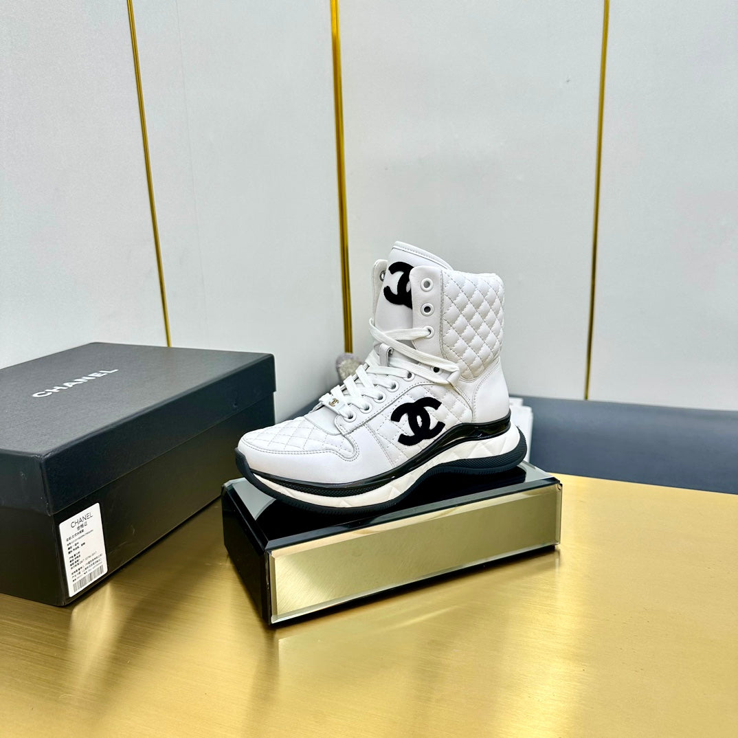 ATHLETIC SHOES IN WHITE CALFSKIN - 35
