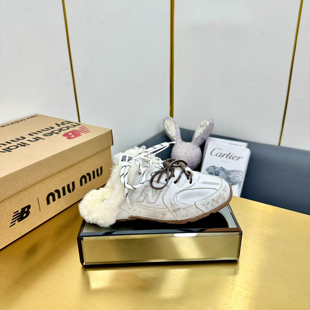 MIUxNB 530 SNEAKER MULES IN DISTRESSED WHITE CALFSKIN SHEARLING - 35