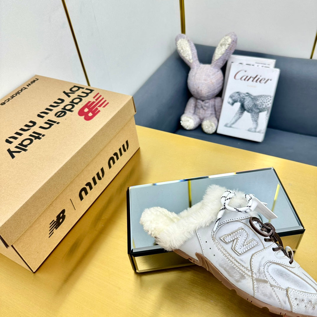 MIUxNB 530 SNEAKER MULES IN DISTRESSED WHITE CALFSKIN SHEARLING - 35