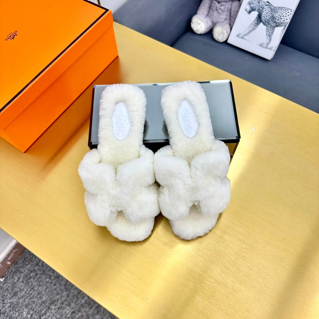 0RAN SHEARLING SANDALS WHITE - 35