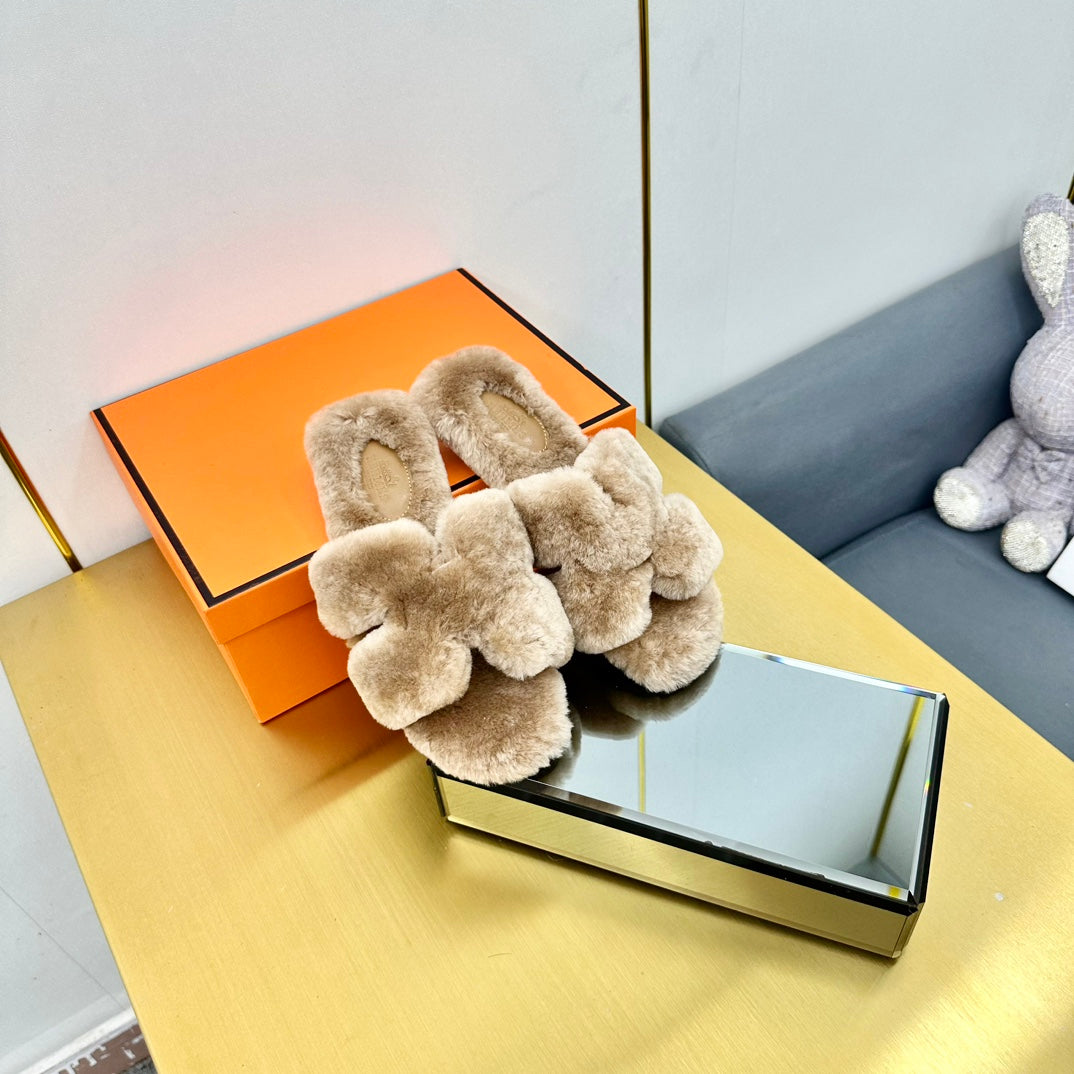 0RAN SHEARLING SANDALS LIGHT BROWN - 35