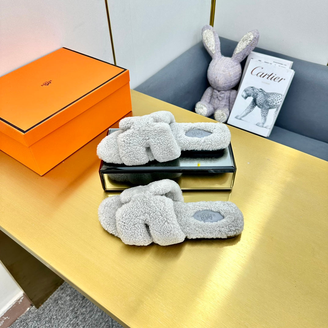 0RAN SHEARLING SANDALS PALE GRAY - 35