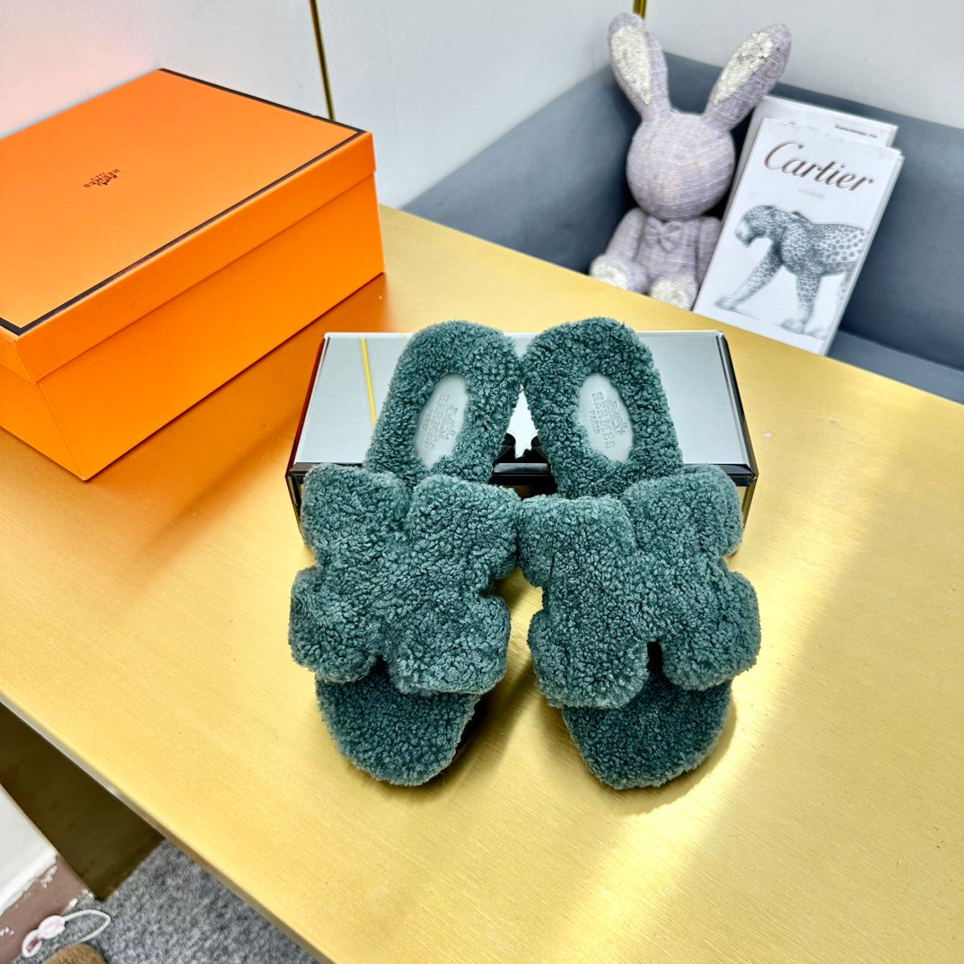 0RAN SHEARLING SANDALS FOREST GREEN - 35
