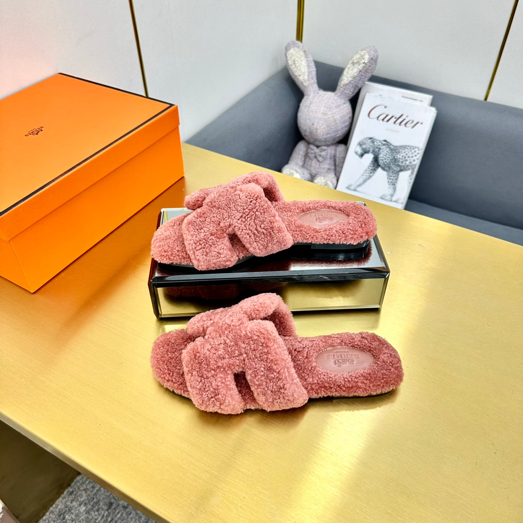 0RAN SHEARLING SANDALS PUNCH PINK - 35