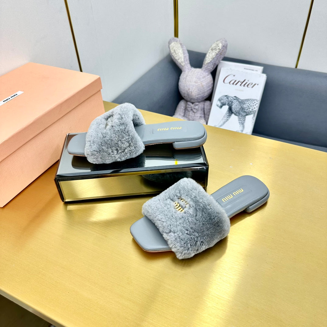 GRAY SLIPPERS LAMB FUR - 35