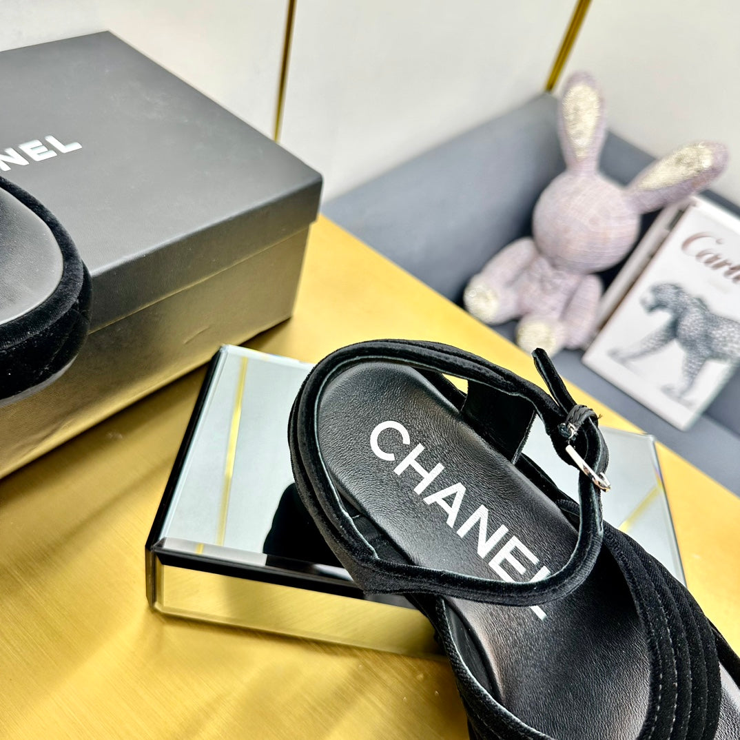 GROSGRAIN SANDAL IN BLACK VELVET - 35