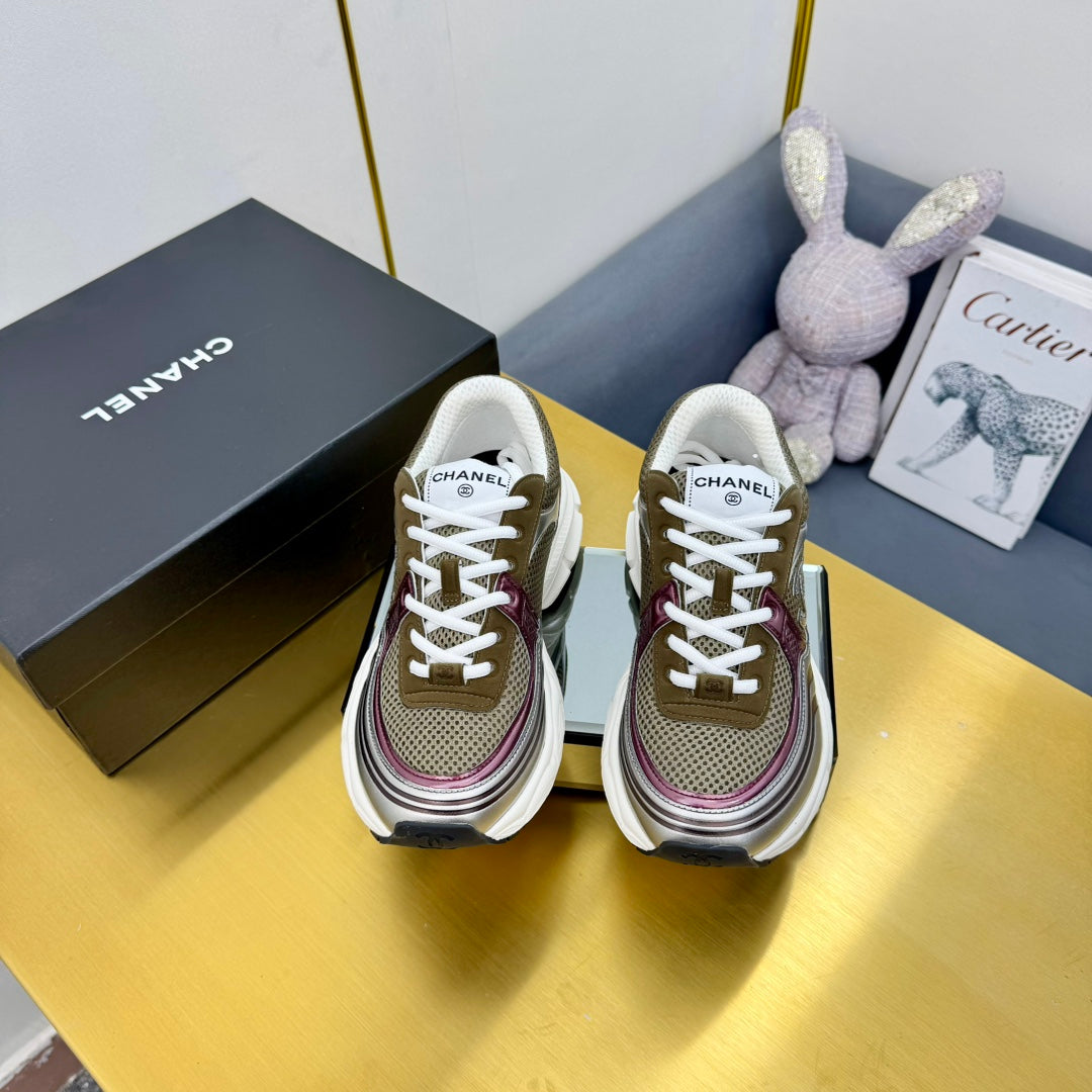 DAD SNEAKER IN COLORFUL CALFSKIN AND BREATHABLE MESH - 35