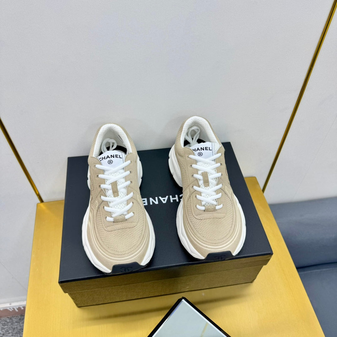 DAD SNEAKER IN TUSCAN BEIGE SUEDE AND BREATHABLE MESH - 35