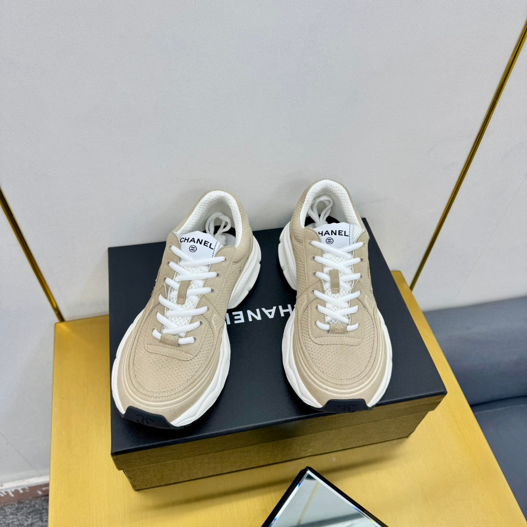 DAD SNEAKER IN TUSCAN BEIGE SUEDE AND BREATHABLE MESH - 35