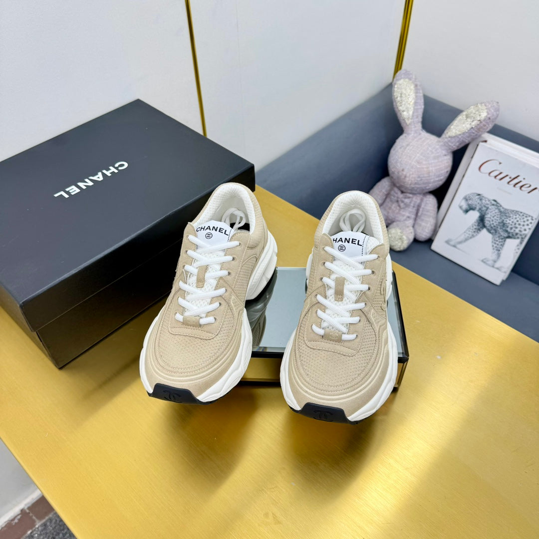 DAD SNEAKER IN TUSCAN BEIGE SUEDE AND BREATHABLE MESH - 35