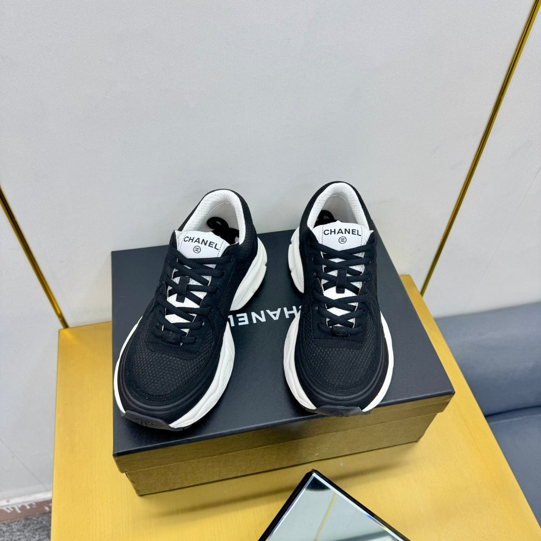 DAD SNEAKER IN BLACK SUEDE AND BREATHABLE MESH - 35
