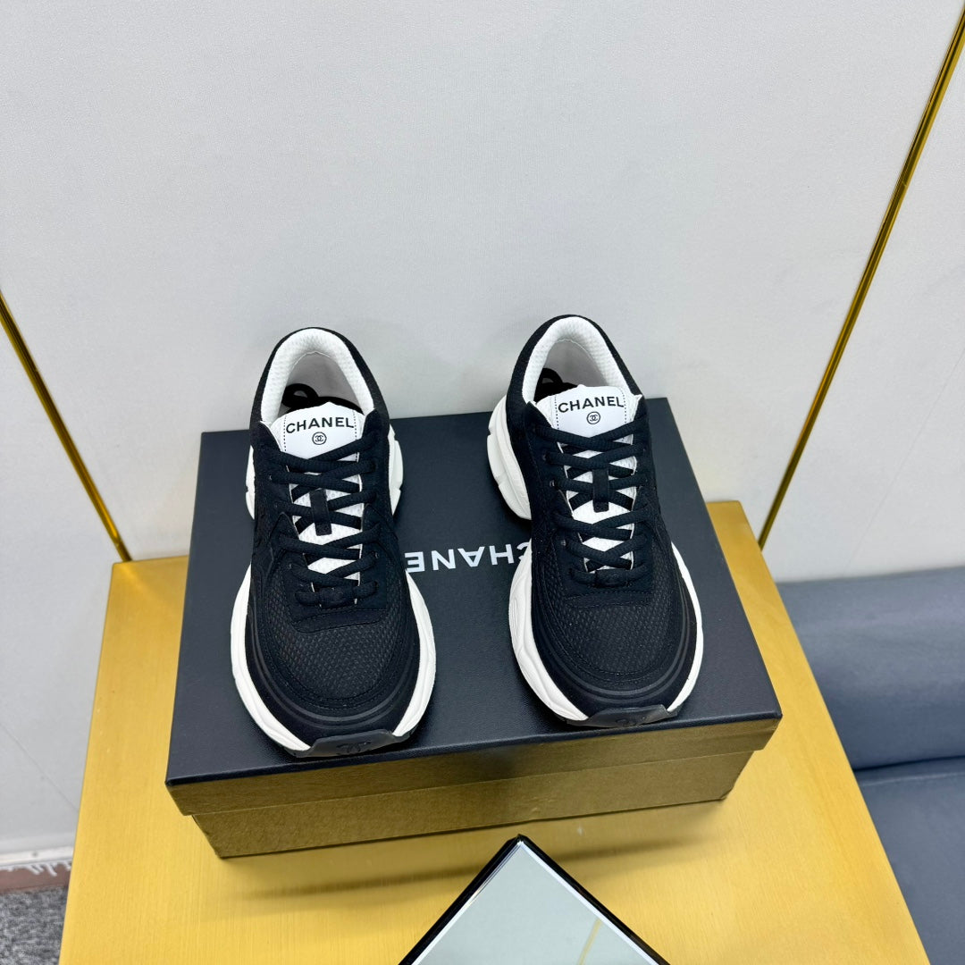 DAD SNEAKER IN BLACK SUEDE AND BREATHABLE MESH - 35