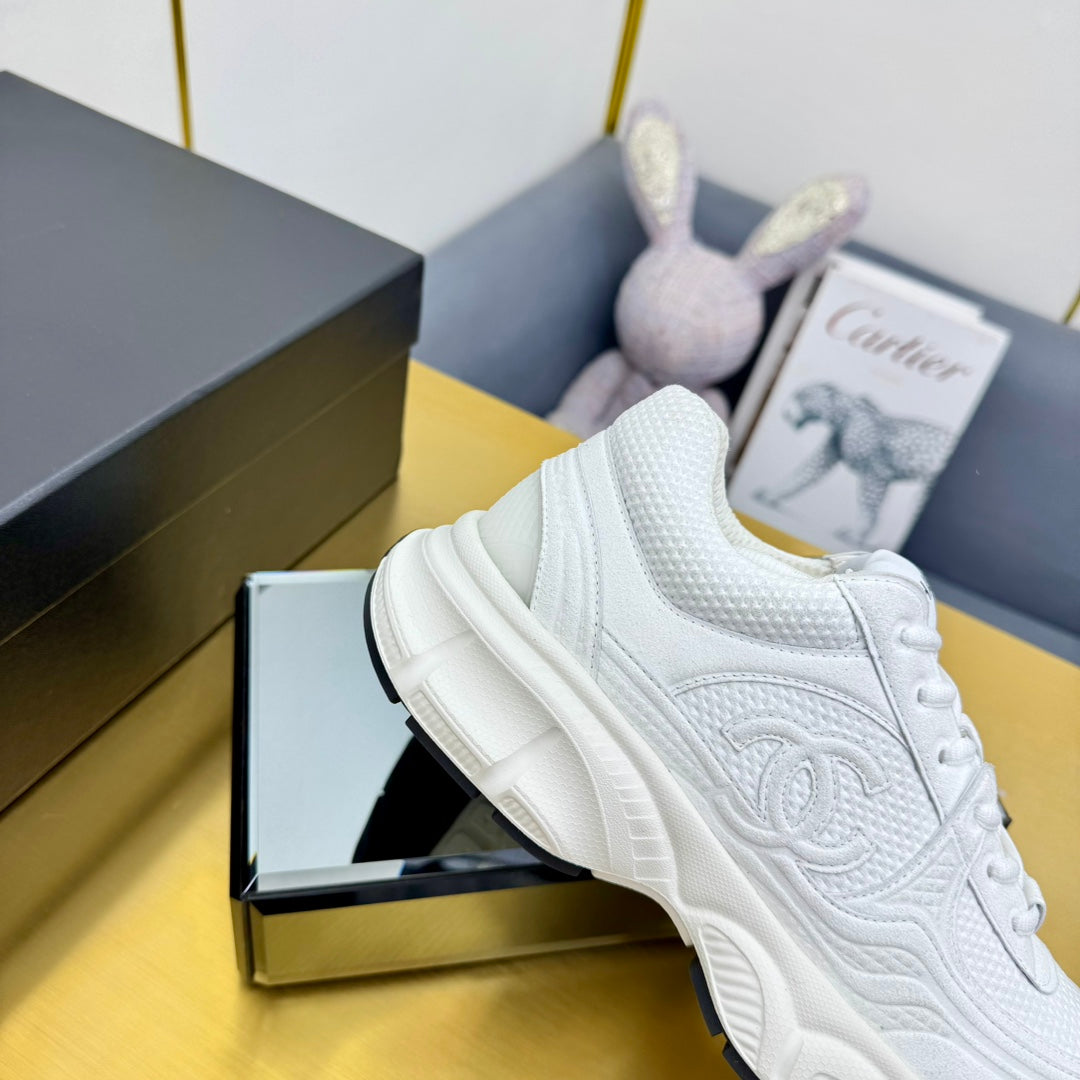 DAD SNEAKER IN WHITE SUEDE AND BREATHABLE MESH - 35