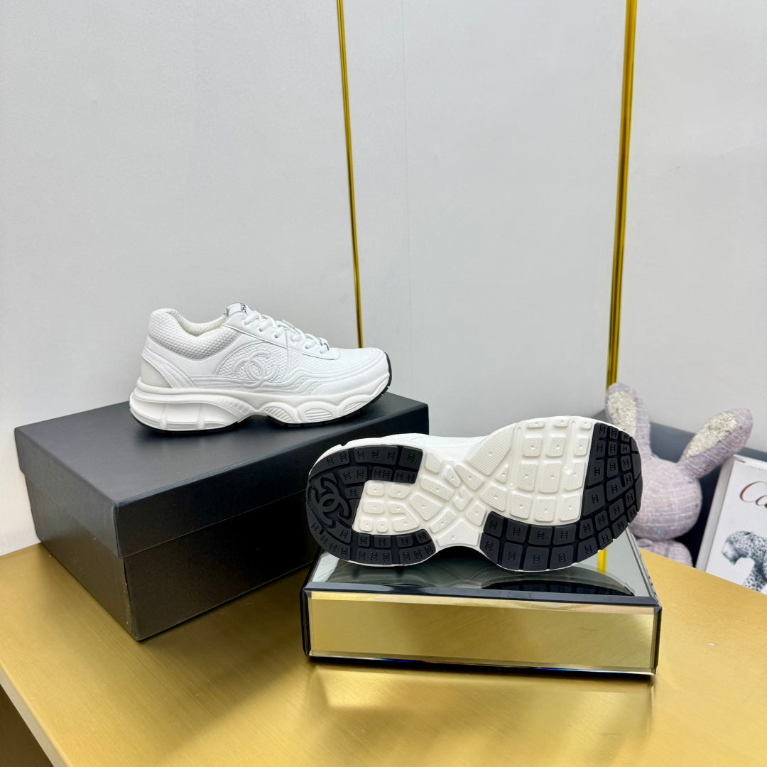 DAD SNEAKER IN WHITE SUEDE AND BREATHABLE MESH - 35
