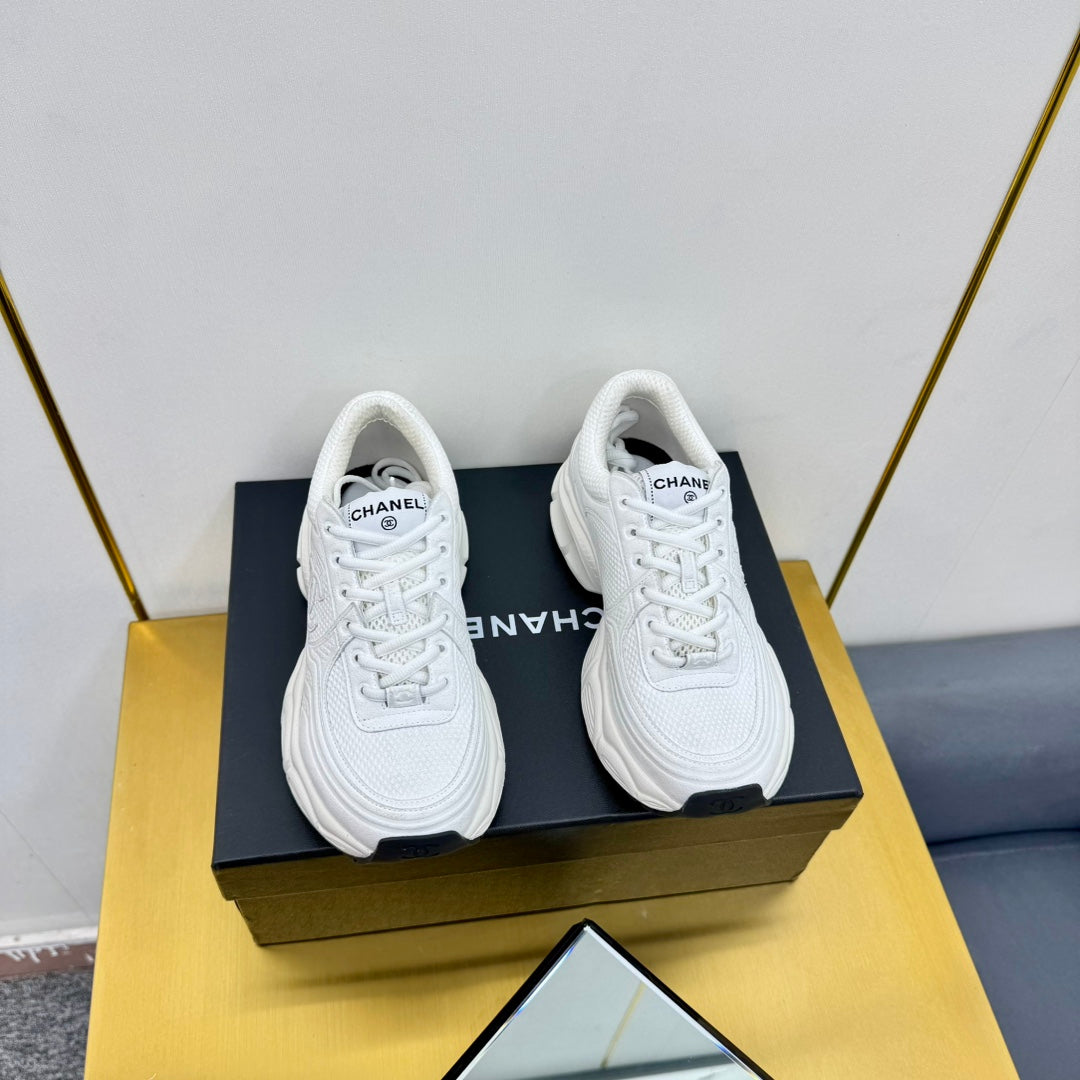 DAD SNEAKER IN WHITE SUEDE AND BREATHABLE MESH - 35