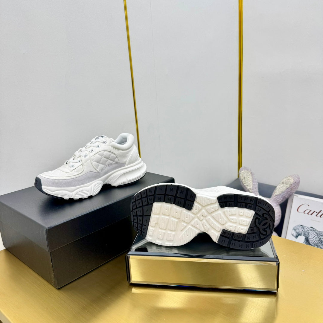 DAD SNEAKER IN WHITE LAMBSKIN AND SUEDE - 35