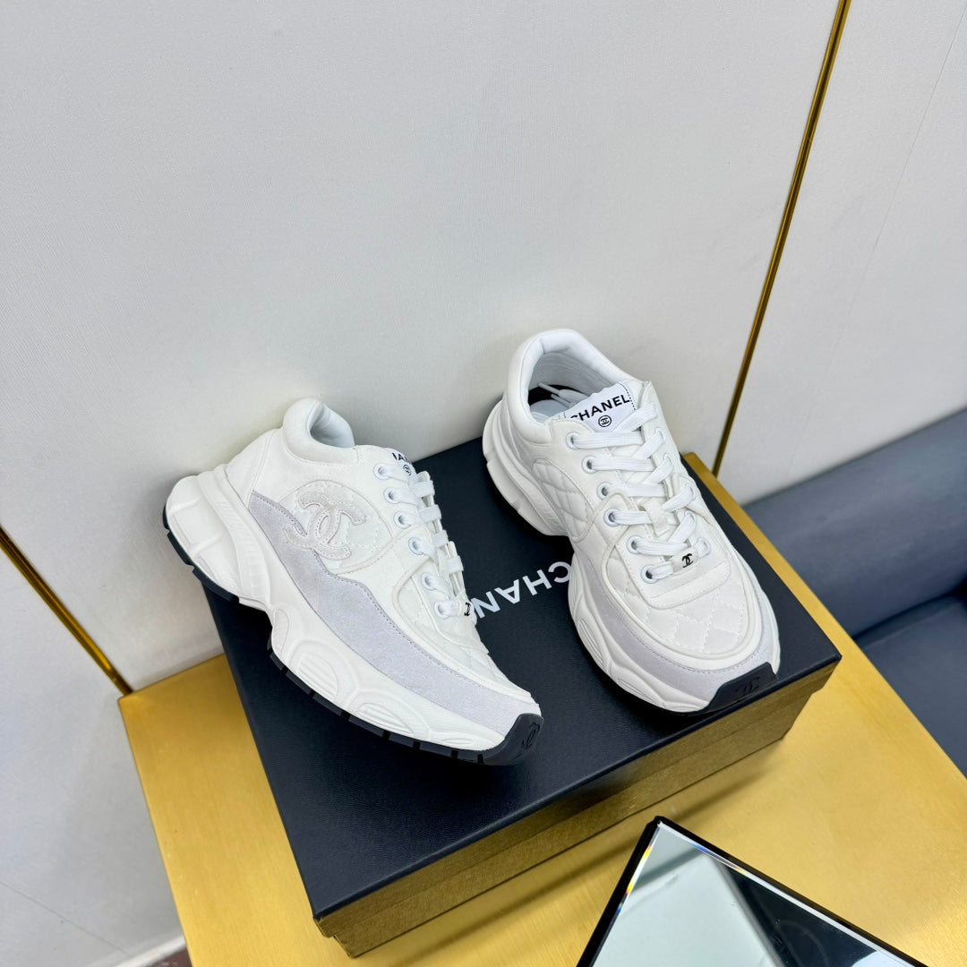 DAD SNEAKER IN WHITE LAMBSKIN AND SUEDE - 35