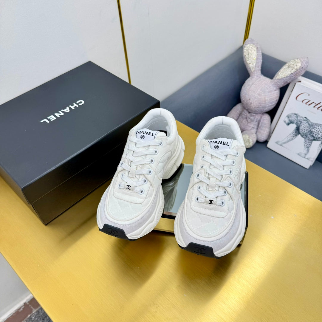 DAD SNEAKER IN WHITE LAMBSKIN AND SUEDE - 35