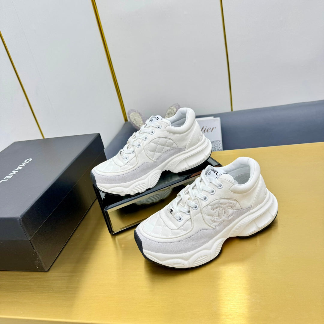 DAD SNEAKER IN WHITE LAMBSKIN AND SUEDE - 35