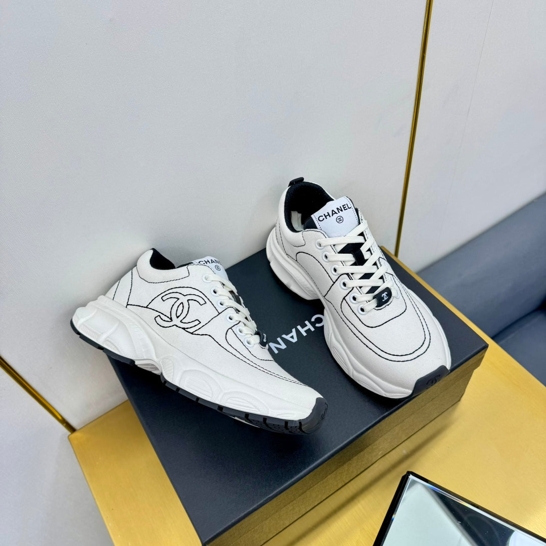 SNEAKER IN WHITE MIX BLACK BREATHABLE FABRIC - 35