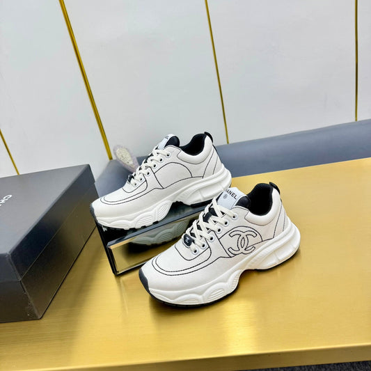 SNEAKER IN WHITE MIX BLACK BREATHABLE FABRIC - 35