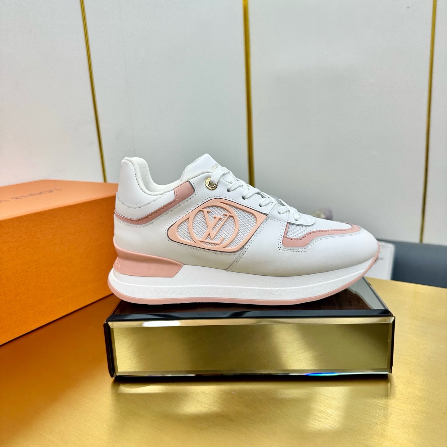 NEO RUN AWAY SNEAKER IN WHITE MIX PEACH PINK CALFSKIN - 35