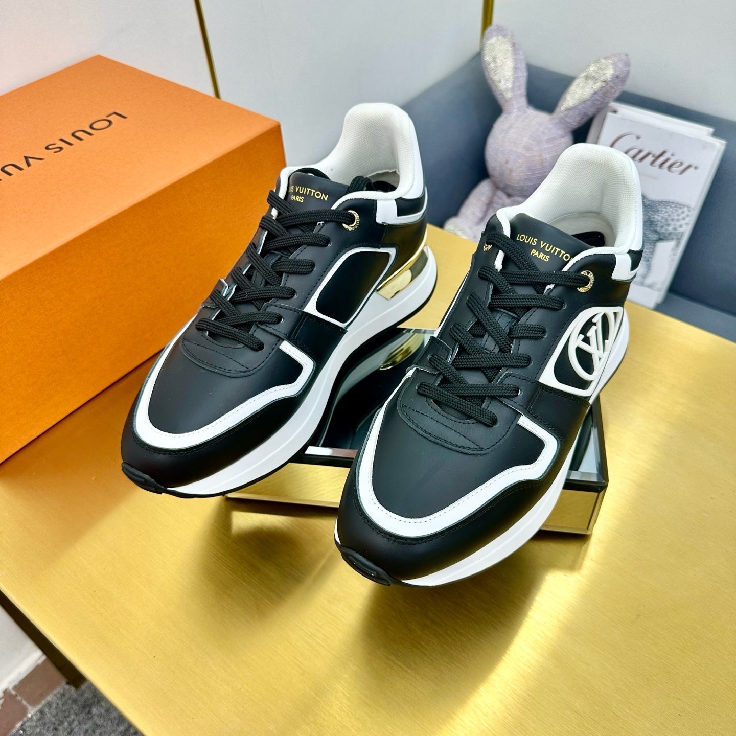 NEO RUN AWAY SNEAKER IN BLACK MIX WHITE CALFSKIN - 35