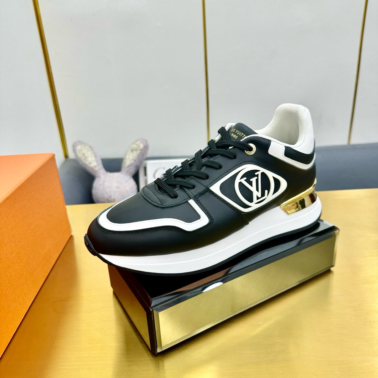 NEO RUN AWAY SNEAKER IN BLACK MIX WHITE CALFSKIN - 35