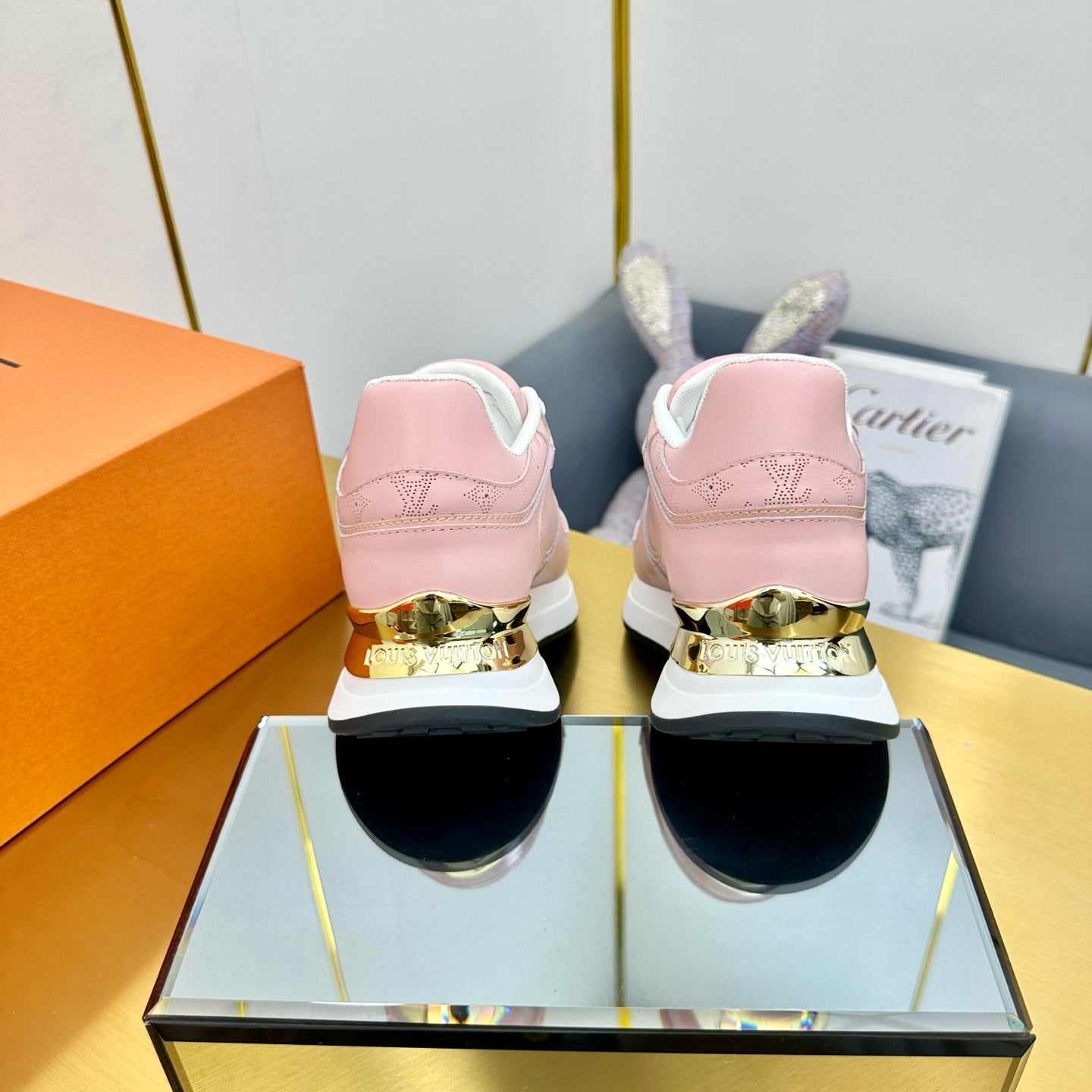 NEO RUN AWAY SNEAKER IN ROSE PINK CALFSKIN - 35