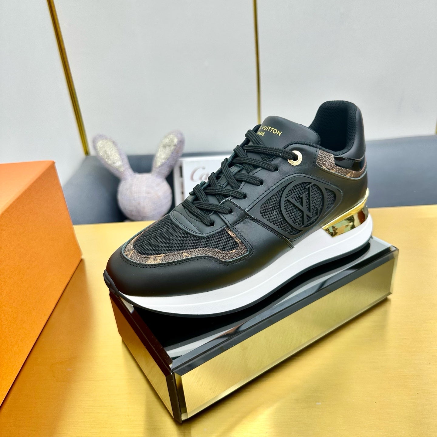 NEO RUN AWAY SNEAKER IN BLACK CALFSKIN - 35