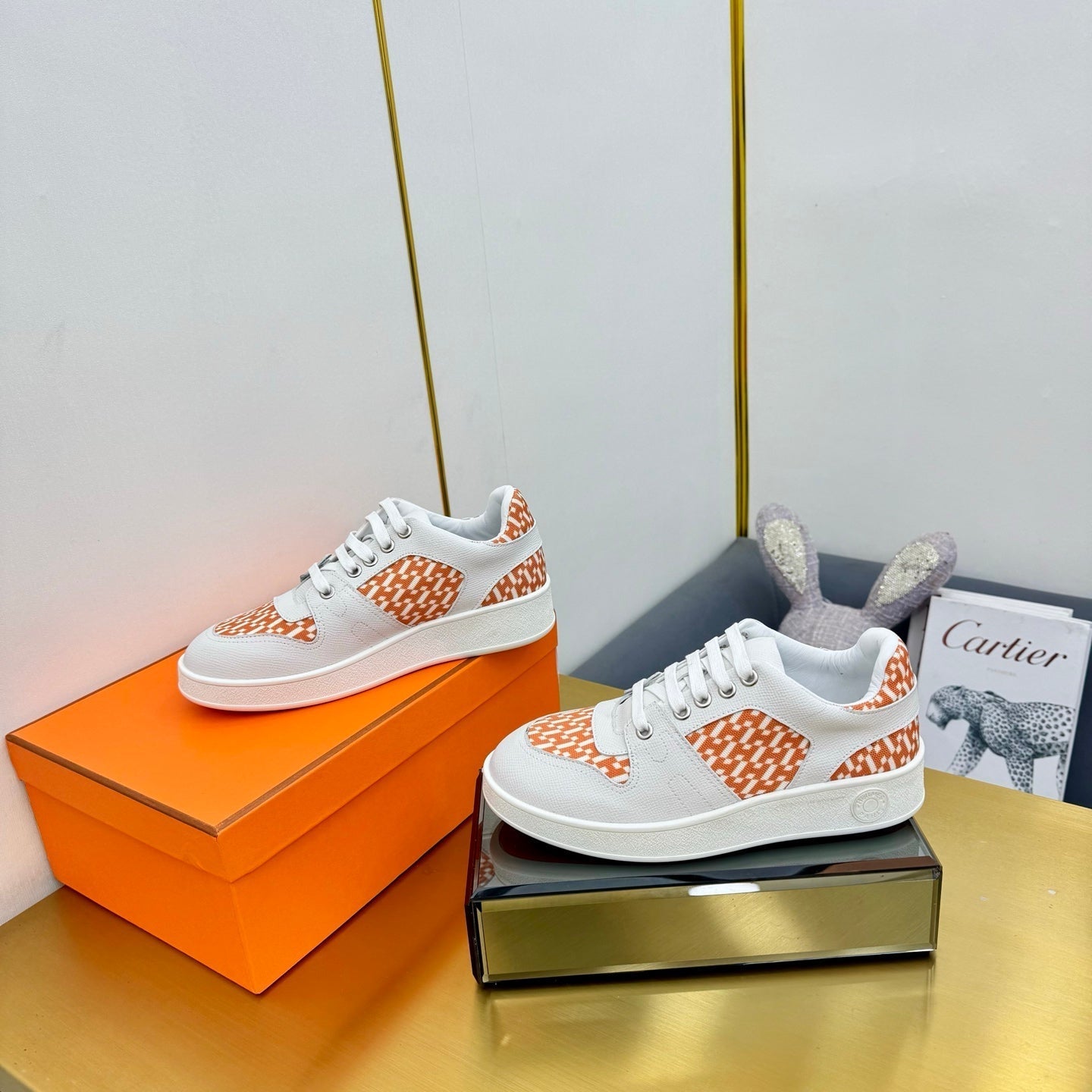 FREE SNEAKER IN WHITE CALFSKIN AND "H EN BIAIS" ORANGE CANVAS - 34
