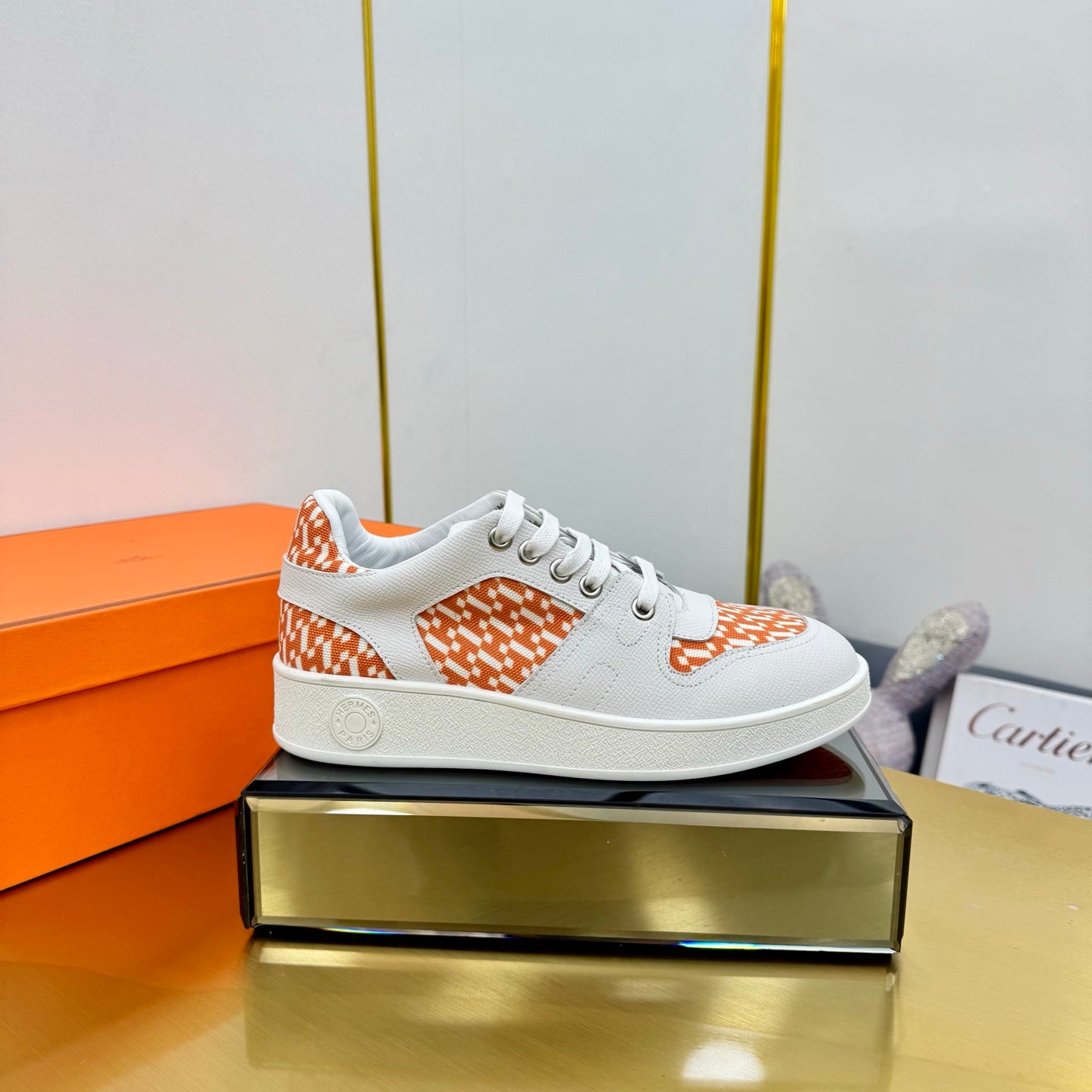 FREE SNEAKER IN WHITE CALFSKIN AND "H EN BIAIS" ORANGE CANVAS - 34