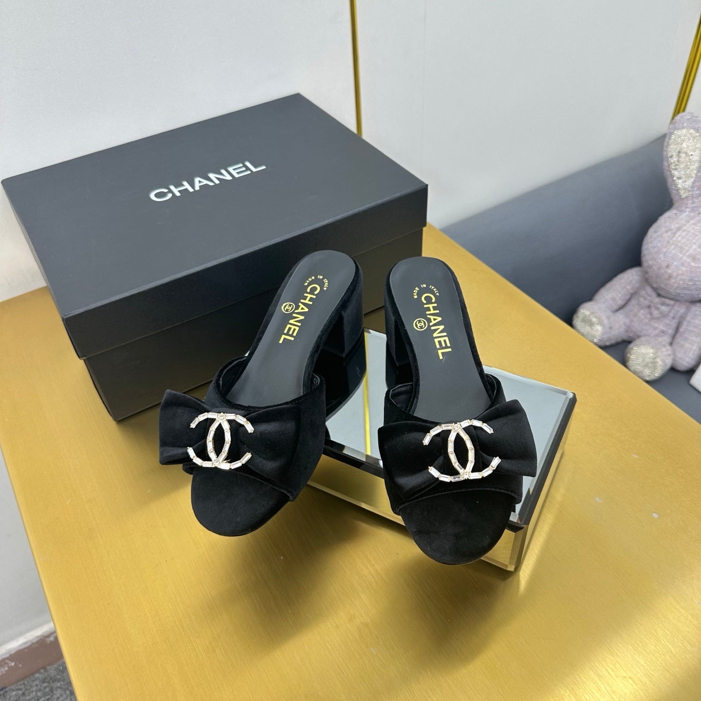 BOWKNOT RHINESTONES MID HEEL MULE IN BLACK VELVET - 35