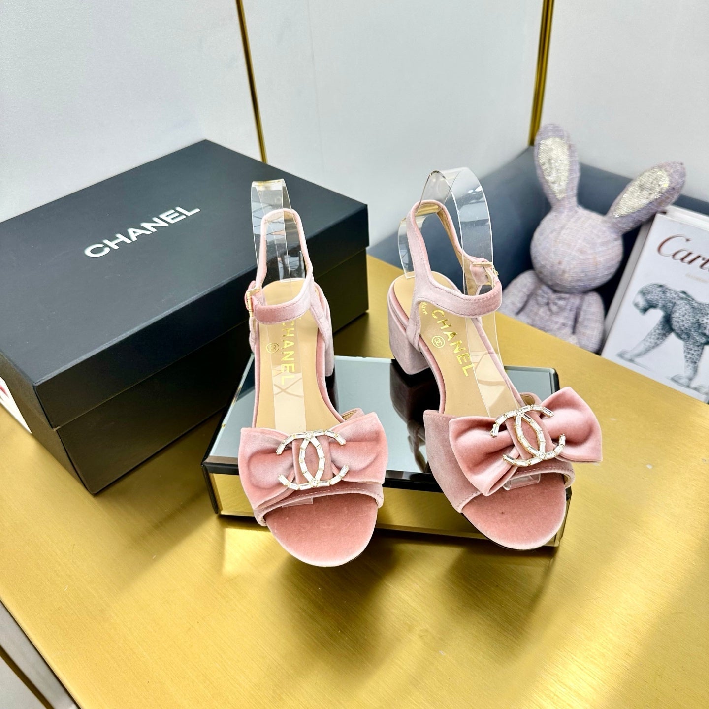 BOWKNOT RHINESTONES MID HEEL SANDAL IN LIGHT PINK VELVET - 35