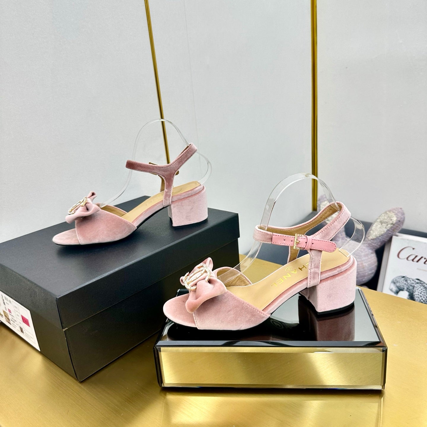 BOWKNOT RHINESTONES MID HEEL SANDAL IN LIGHT PINK VELVET - 35